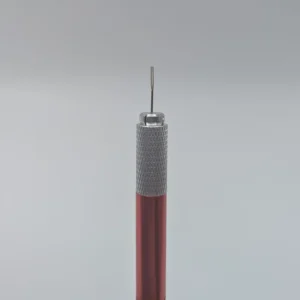 Close-up of 3 ultra-fine 0.6 mm replacement quilling needle tips designed for the interchangeable vise pen with #1 housing.